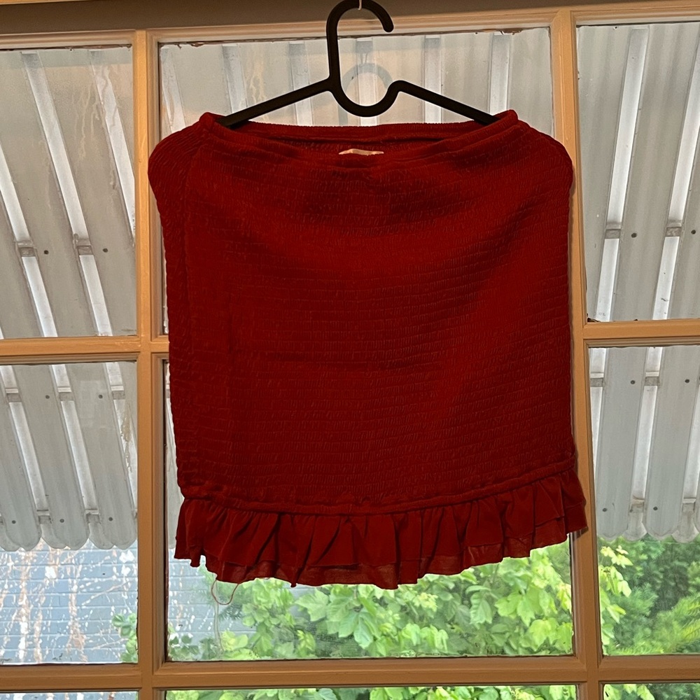 Red skirt